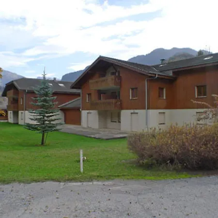 2* Avec Terrasse, Piscines, Sauna, Parking Et Animaux Admis - Fr-1-629-139