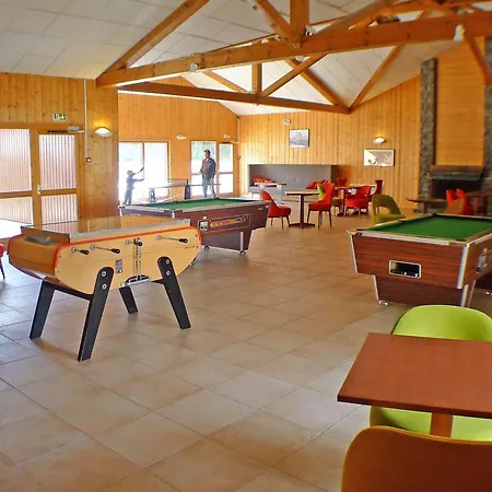 2* Avec Terrasse, Piscines, Sauna, Parking Et Animaux Admis - Fr-1-629-139 Lägenhet