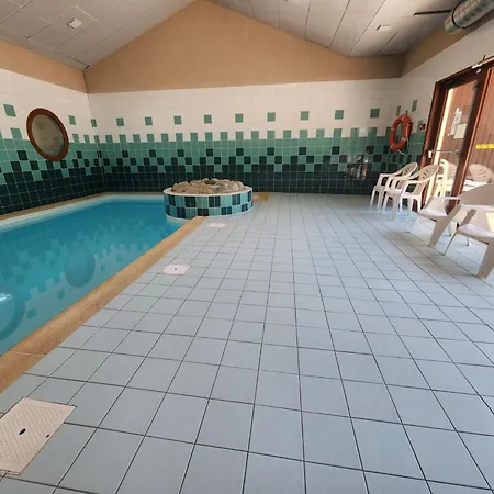 2* Avec Terrasse Et Animaux Bienvenus, Parking Inclus - Fr-1-629-139